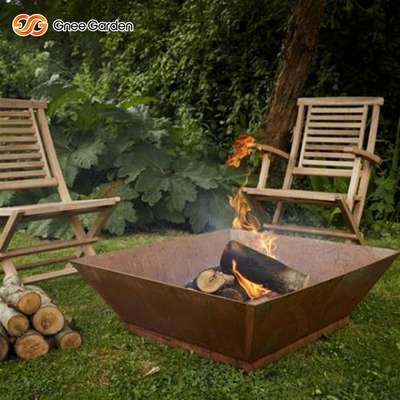 کاسه آتش سوزی چوبی کورتن فولادی زنگ زده مات در فضای باز 50x50x33 سانتی متر