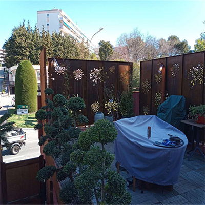 دکور بالکن کورتن استیل برش لیزر پانل های فلزی حریم خصوصی صفحه نمایش پیش زنگ زده