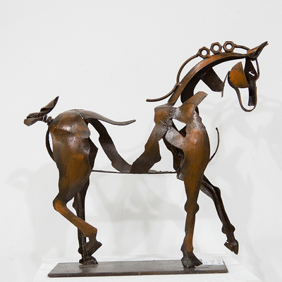 چکیده مجسمه فضای باز فلزی Hollow Life Size Horse For Landscape