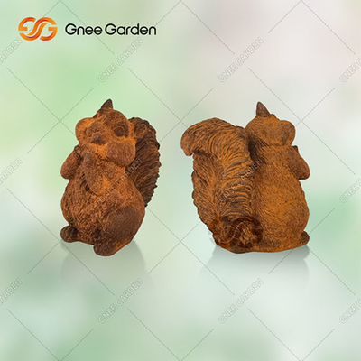 OEM ODM مجسمه سازی فلزات در فضای باز سنجاب دستباف باغ